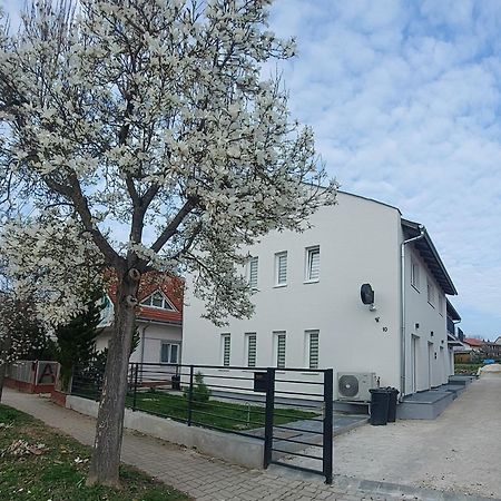 Heviz Lux Apartmanhaz Eksteriør bilde